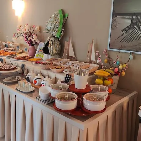 فندق Capri 3*