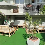 Capri 3*