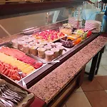 فندق Capri 3*