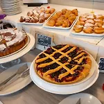 Capri فندق