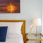 فندق Capri