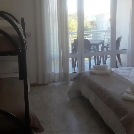 Capri Hotel