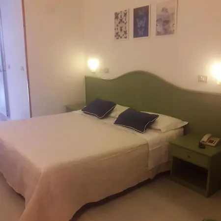 Capri Hotel