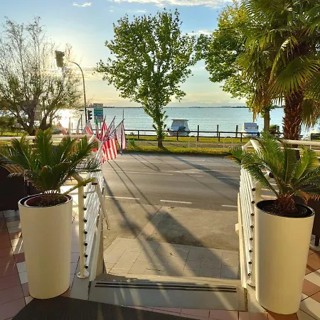 Capri Hotel Grado