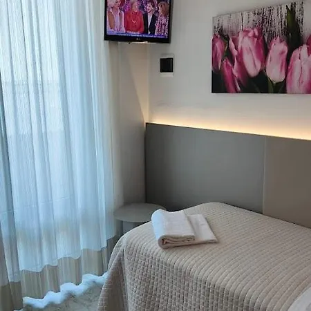 Ξενοδοχείο Capri