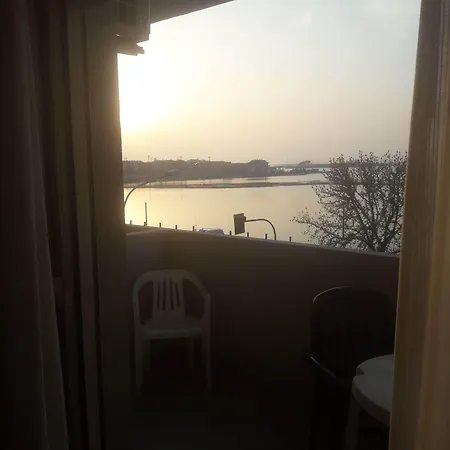 Ξενοδοχείο Capri