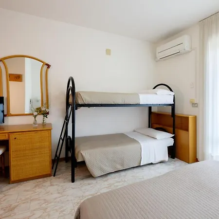 Capri Ξενοδοχείο 3*