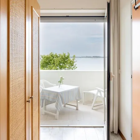 Ξενοδοχείο Capri